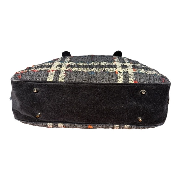 Vera Bradley Black and White Textured Tote Bag - Picture 5 of 8